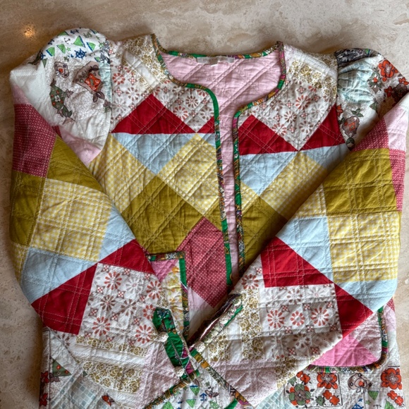 Love The Label Quilted Jacket - Picture 7 of 7